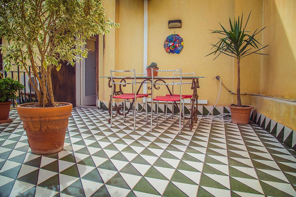 Ferienwohnung Palazzo Trinacria Palermo Exterior foto